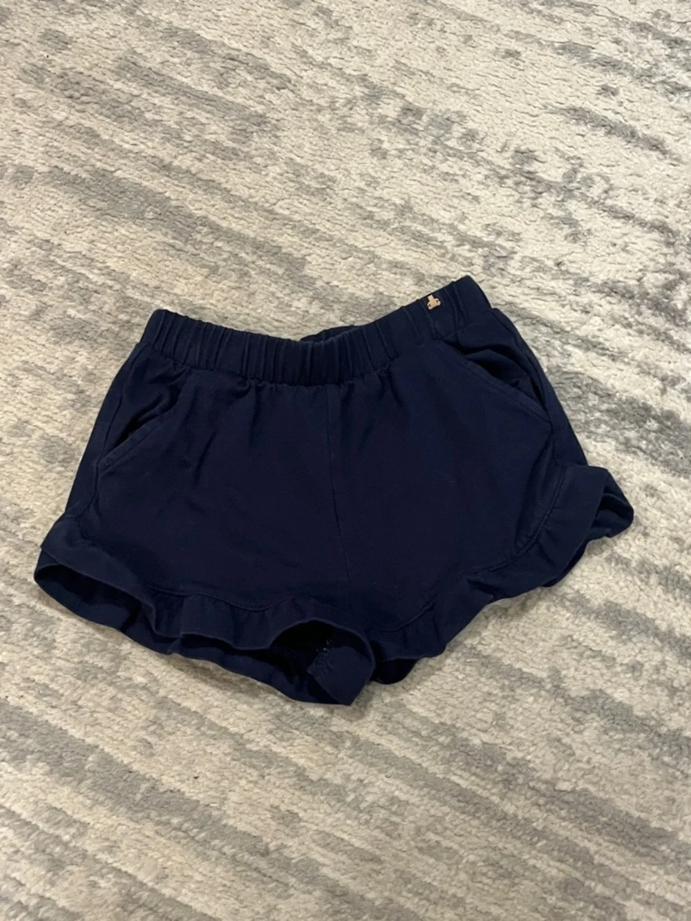 Gap Navy Ruffle Hem Shorts - Picture 1 of 2